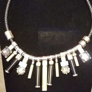 Beautiful Statement Necklace!  🎁